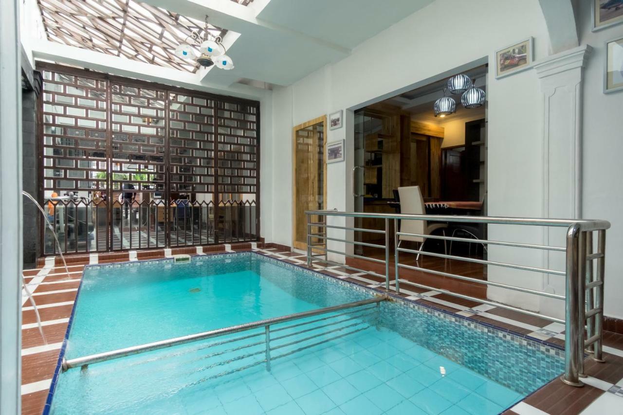 Oyo 619 Naufal Guest House Syariah Медан Екстер'єр фото