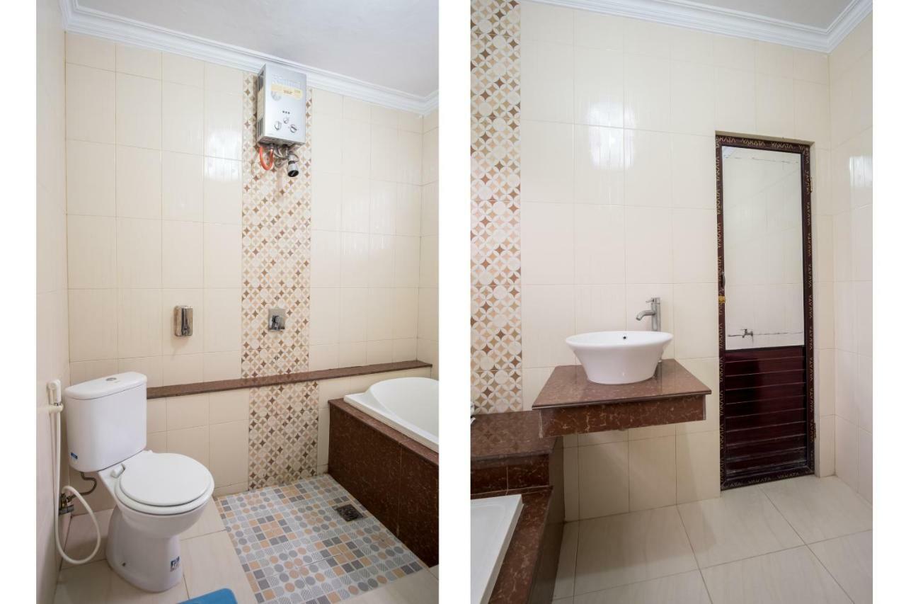 Oyo 619 Naufal Guest House Syariah Медан Екстер'єр фото